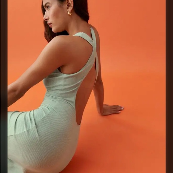 Reformation Ashlee Midi Dress Strappy Open Back Minimalist‎ Modern Soft Glam - Picture 2 of 9